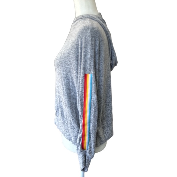 Ginger G NWOT Lightweight Hoodie w/ Rainbow Sleeves Size Small - Picture 4 of 8